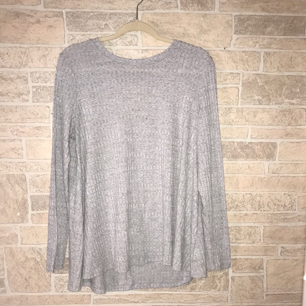 ✅Awake Long Sleeve Ribbed Top with back cutout